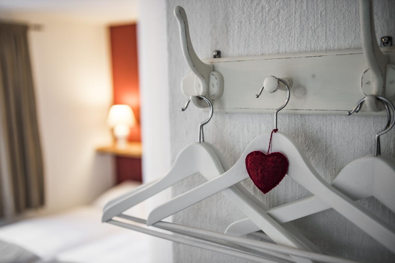 B3 Boutique-Bed&Breakfast Gsteigwiler Buitenkant foto